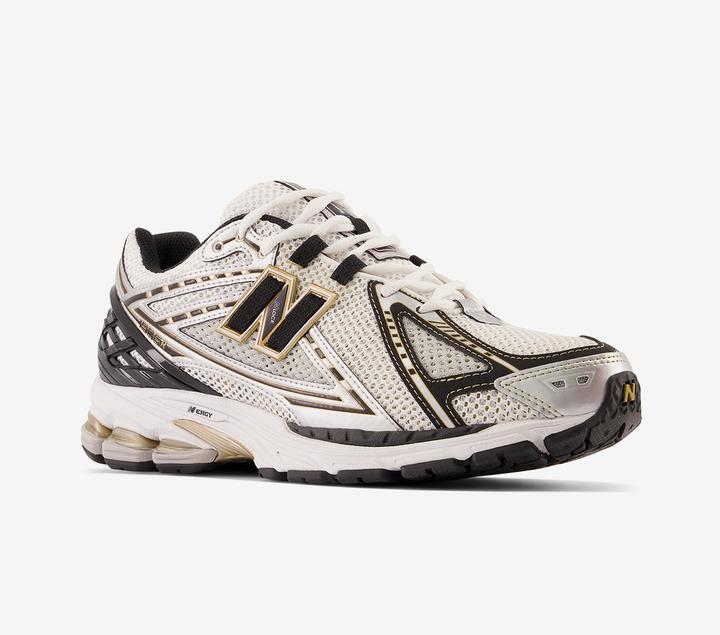 Image du produit New Balance M1906RA (40)