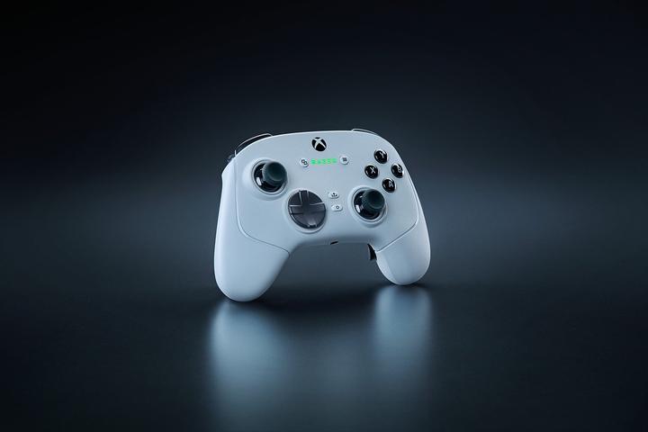 Image du produit Razer Wolverine V3 Pro (Xbox Series X, PC, Xbox Series S)