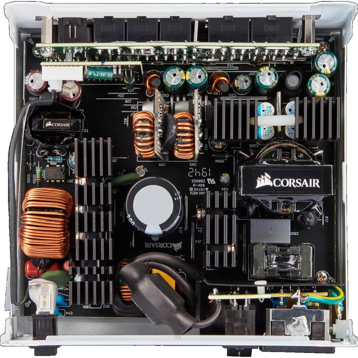 Produktbild Corsair CX550F RGB (550 W)