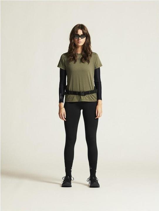 Actual product image Craft Women's Adv Essence S/S Tee 2 (XL)