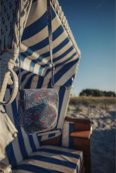 Actual product image Cullmann RIO Fit 120 love Camera Bag for Instax Mini 12 (Camera accessory bag)