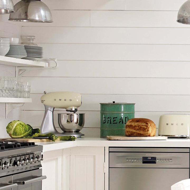 Actual product image Smeg 50's Retro Style (800 W)