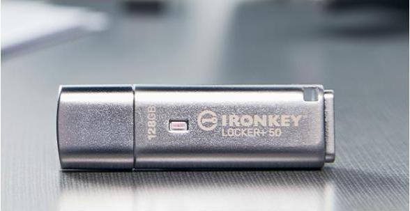 Image du produit Kingston IronKey Locker+ 50 (64 Go, USB-A)