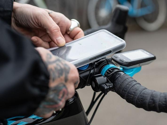 Produktbild Quad Lock Poncho (Huawei P30 Pro)