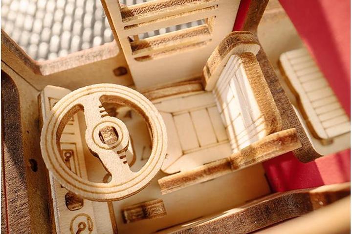 Actual product image Rolife London Tour Bus - Diorama