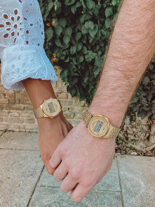 Actual product image Casio Vintage Round (Digital watch, 37 mm)