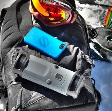 Actual product image Scosche boomBOTTLE - Portable Bluetooth Speaker (15 h, Rechargeable battery operated)