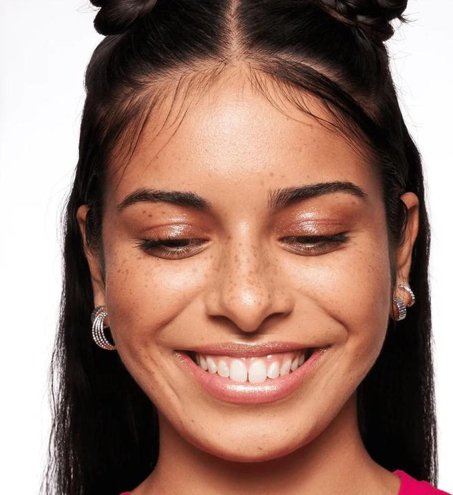 Actual product image essence BABY GOT GLOW liquid highlighter (20 Rose and Shine, Highlighter)