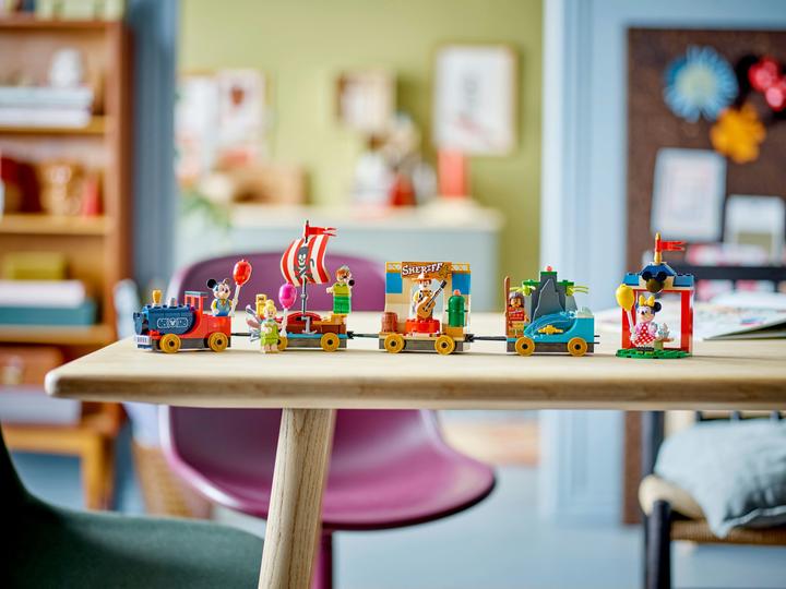 Image du produit LEGO Train d'anniversaire (43212, LEGO Disney)