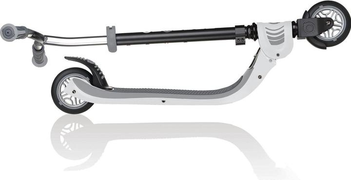 Actual product image Globber Scooter Flow 125