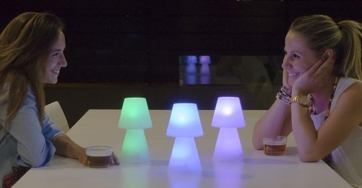 Image du produit Newgarden LOLA 20 LED Lampe de table RGB pour 3 piles AAA