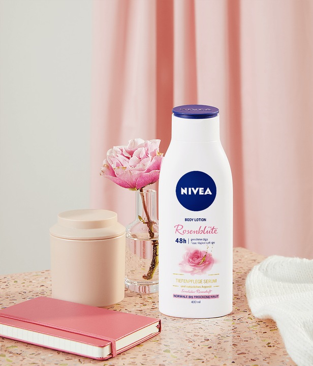 Produktbild NIVEA Body Lotio Rosenblue Pfle Fl 400ml (Körperlotion, 400 ml)