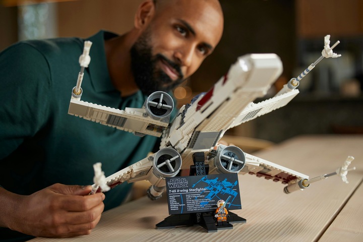 Actual product image LEGO X-Wing Starfighter (75355, LEGO Star Wars, LEGO Rare Sets)