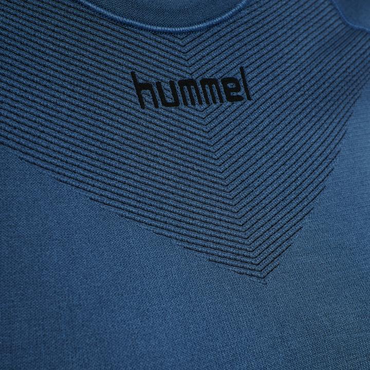 Actual product image hummel First Seamless Jersey S/S Woman (M, L)
