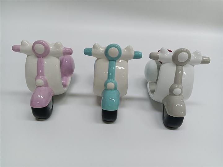 Roost Sparkasse Vespa