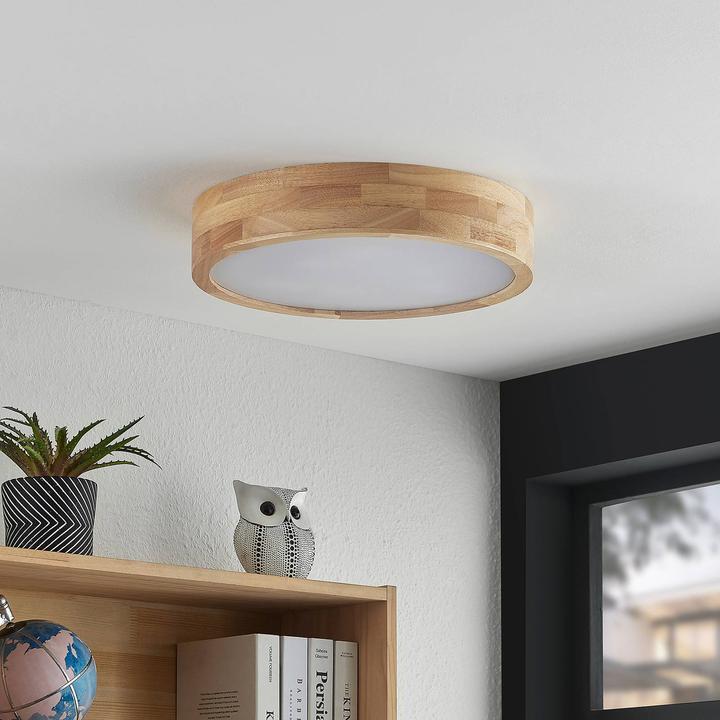 Actual product image Lindby Tanju ceiling light, oak wood, Ø 40 cm (E27)