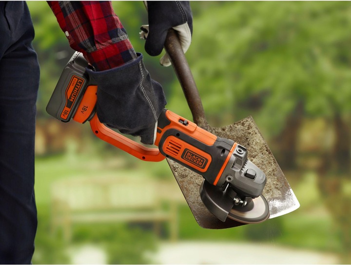 Immagine prodotto Black & Decker Smerigliatrice angolare a batteria BCG720M1 (125 mm)