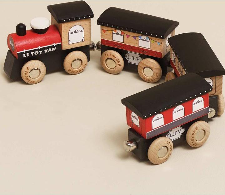 Actual product image Le Toy Van Royal Express Train - red