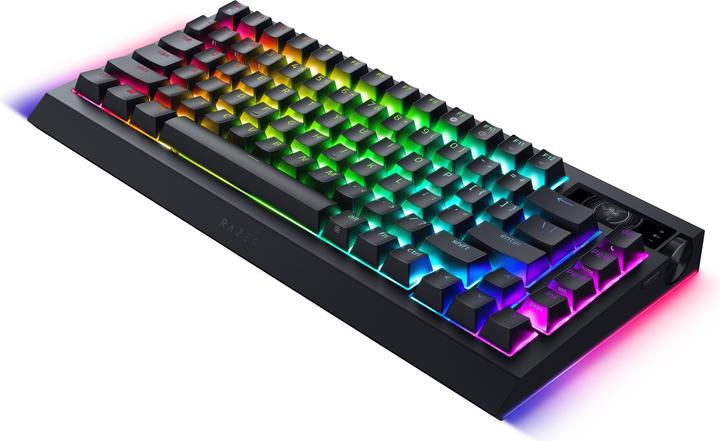Actual product image Razer BlackWidow V4 Pro (US, Cable, Wireless)