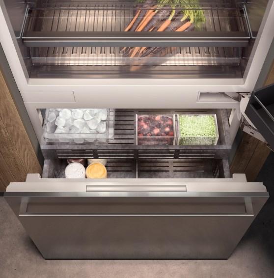 Actual product image Gaggenau RB 472 305 Series 400 Vario built-in fridge-freezer with freezer compartment below 212.5 x 75.6 cm (452 l)