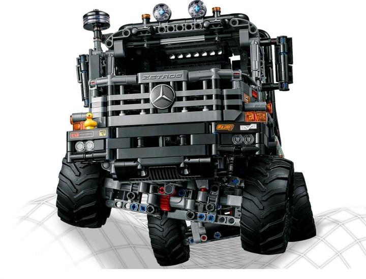 Image du produit LEGO Camion tout-terrain Mercedes-Benz Zetros (42129, LEGO Technic)