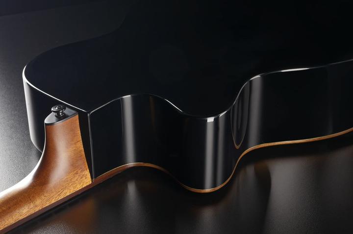 Image du produit Lâg Guitars Tramontane T118ABCE-BLKW schwarz (Guitare occidentale)