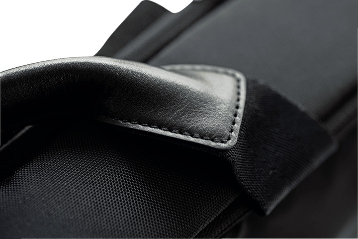 Produktbild Leitz Complete 15.6" Messenger Bag Smart Traveller (15.60", Universal)