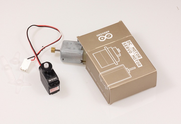 Produktbild Arduino Starter Kit Français