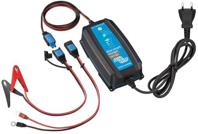 Victron Energy Blue Smart IP65 12V 25A Battery Charger with Bluetooth (12V, 25 A)
