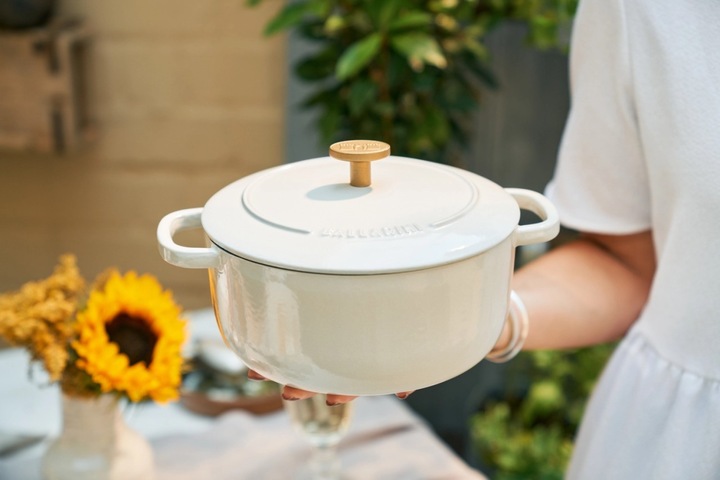 Immagine prodotto Ballarini Cocotte BELLAMONTE 22 cm rotonda da 3,0 litri in ghisa arrosto bianco (22 cm, Pirofila + casseruola, Ghisa)