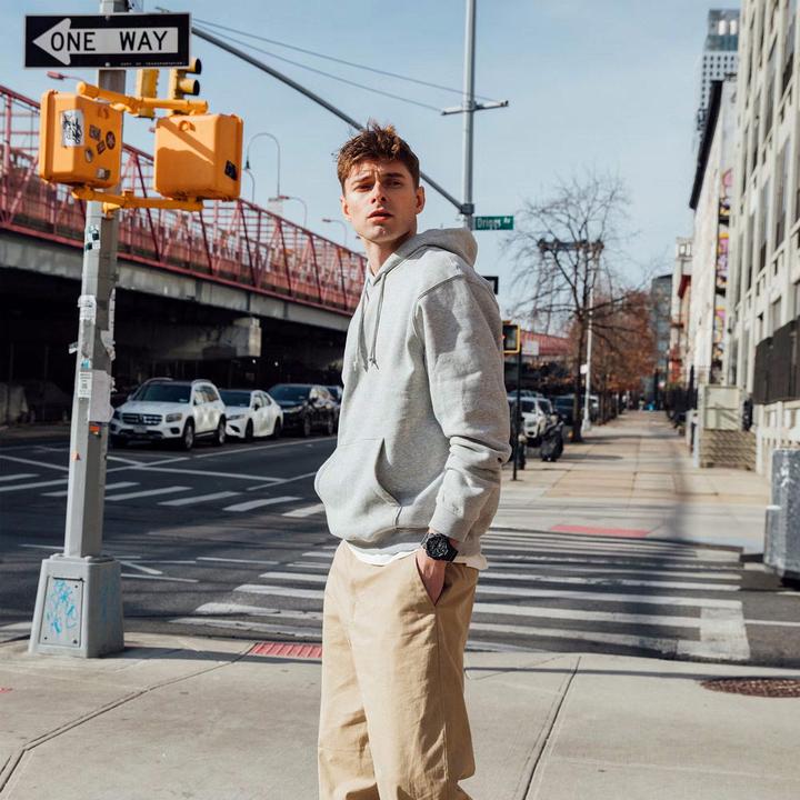 Produktbild Casio GA-010-1A1ER (Analoguhr, Chronograph, Digitaluhr, 55.10 mm)