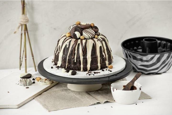 Actual product image Kaiser Bundt cake pan zebra Africa Ø 22 cm (22 cm)