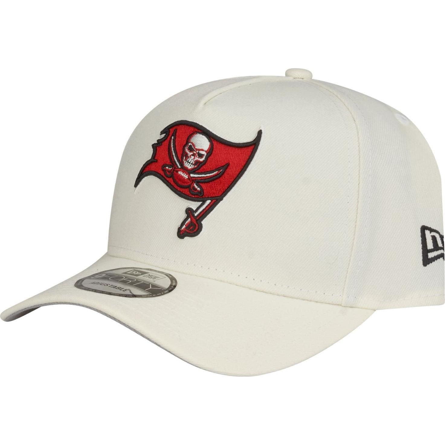 New Era, Herren, Cap, 9Forty A-Frame Cap - Tampa Bay Buccaneers chrome, Beige, (One Size)