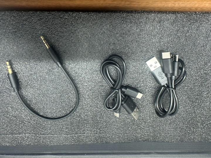 Immagine prodotto INE Portable electronic drum kit AeroBand PocketDrum 2 Max brown (E-drum)