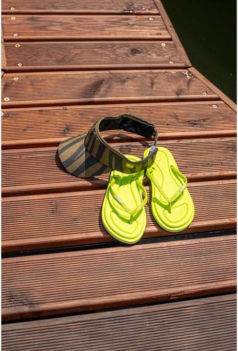 Produktbild Aquawave Likis Flip-Flops (40)