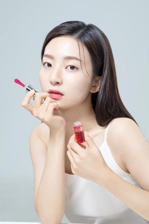 Actual product image TirTir My Glow Rosy Lip Oil 0.19 Fl.Oz (Lip oil, 5.70 ml)