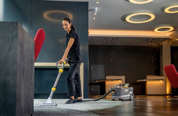 Actual product image Kärcher Professional Puzzi 10/1 Edition (Wet dry vacuum cleaner)