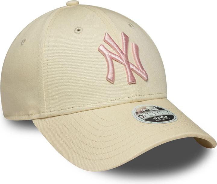 Actual product image New Era 9Forty Damen Cap - New York Yankees Beige