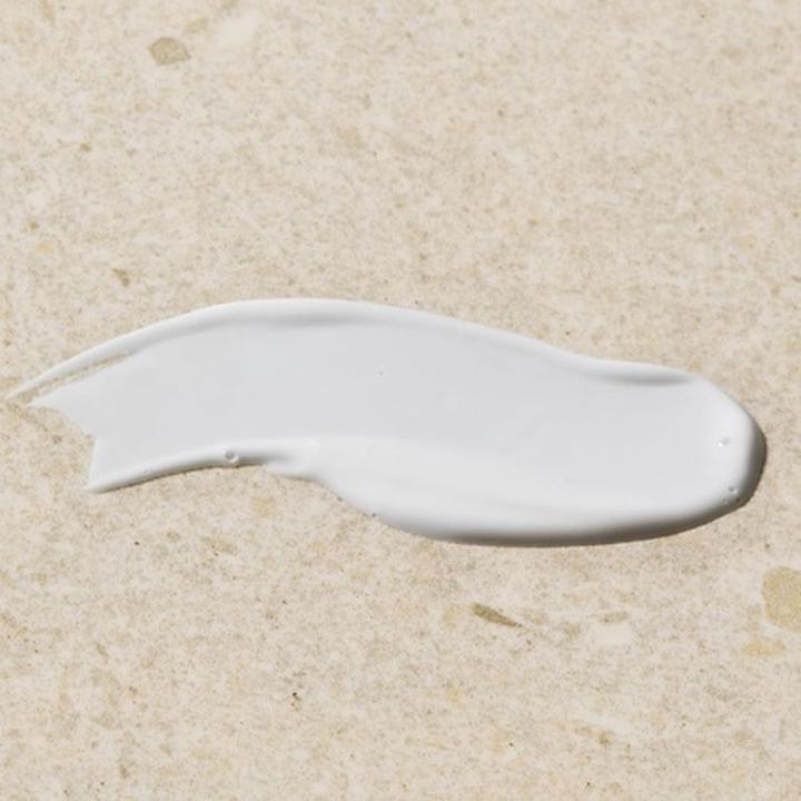 Actual product image The Body Shop Vitamin E Face Wash (125 ml)