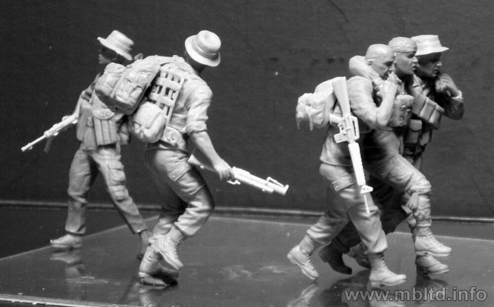 Actual product image Master Box "Head for the "Huey", Vietnam War series"