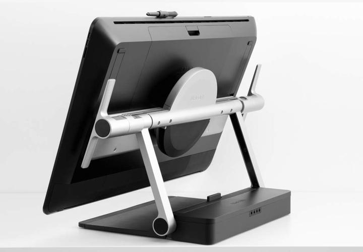 Actual product image Wacom Cintiq Pro 32 Ergo Stand