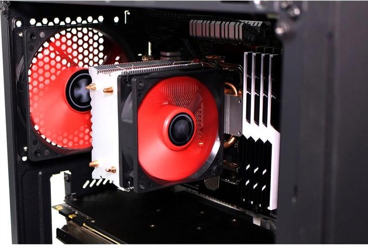Actual product image Xilence 600/2200 rpm, 65.4 CFM, 14/23.8 dB (130 mm)