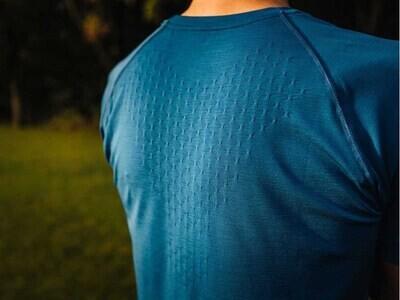 Actual product image Compressport Training SS Tshirt (XL)