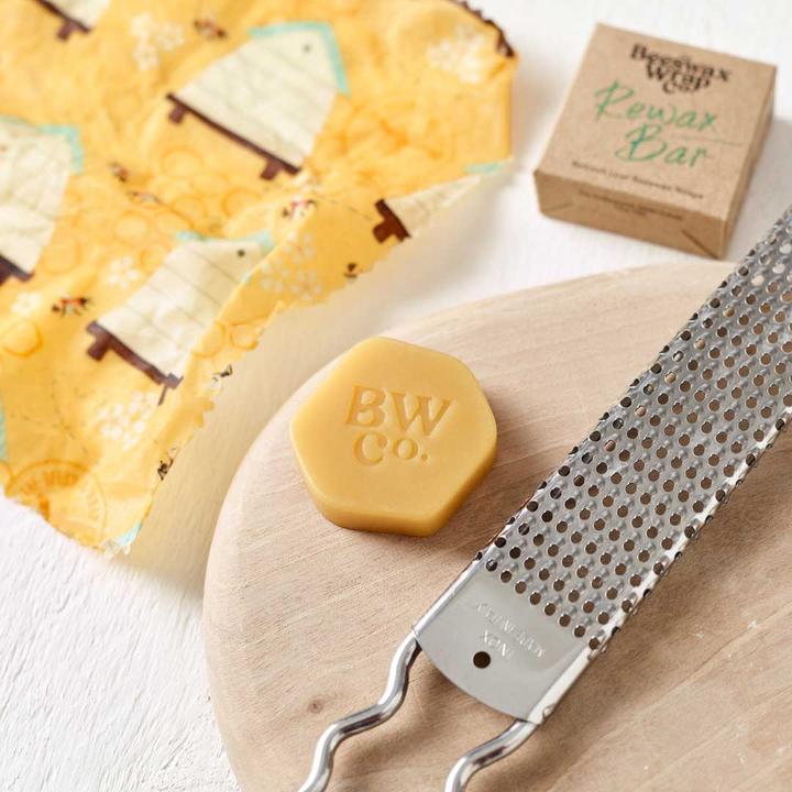 Actual product image The Beeswax Wrap Co. Rewax Bar (1 x)