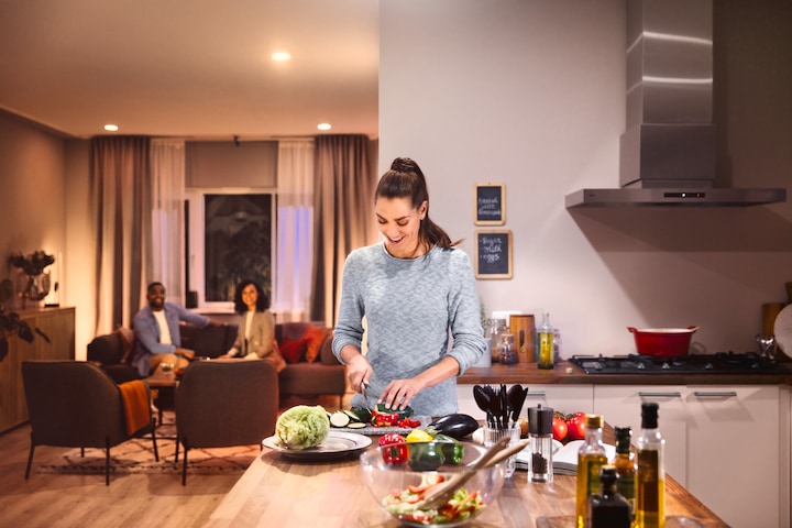 Actual product image Philips Hue Starter Kit (E27, 11 W, 1100 lm, 1 x, F)