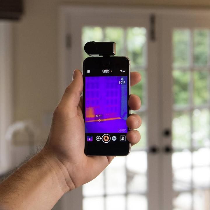 Actual product image SeeK Compact XR for iOS (Mobile phone thermal imaging camera)