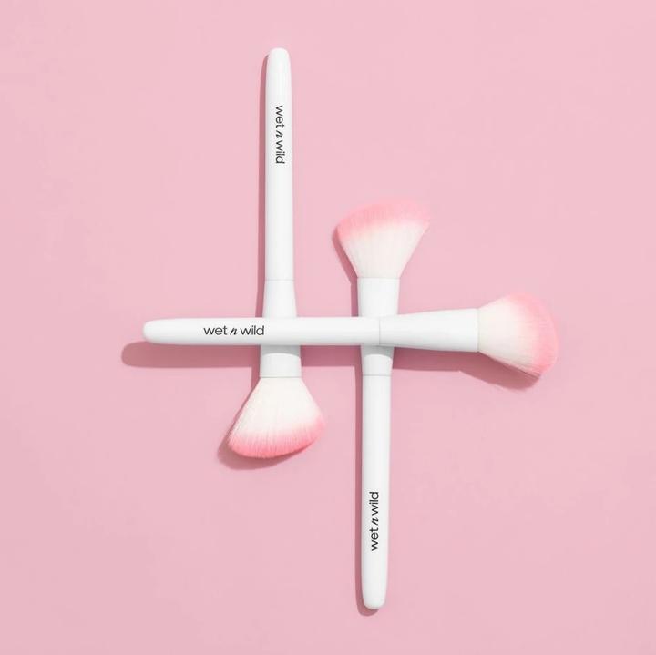 Actual product image Wet n Wild Brushes (Blusher)