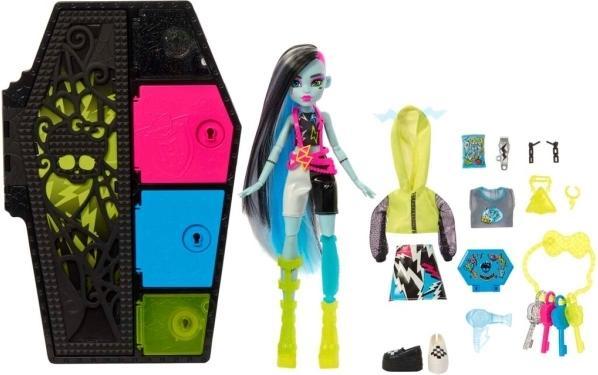 Actual product image Monster High Skulltimates Secrets - Series 3 Frankie