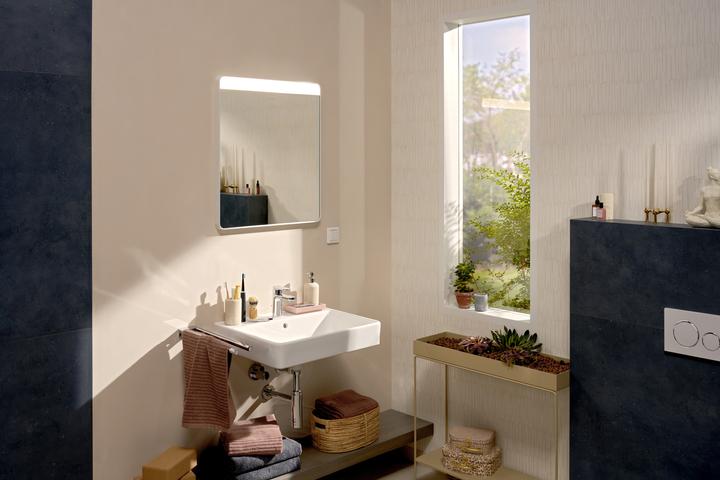 Productafbeelding hansgrohe Xarita Lite Q Spiegel, horizontale LED-Belechtung, 600x30x700mm, Wandschalter