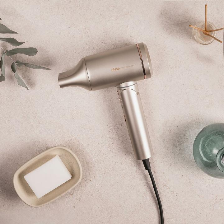 Actual product image Ufesa Föhn PRO IONIC GO
